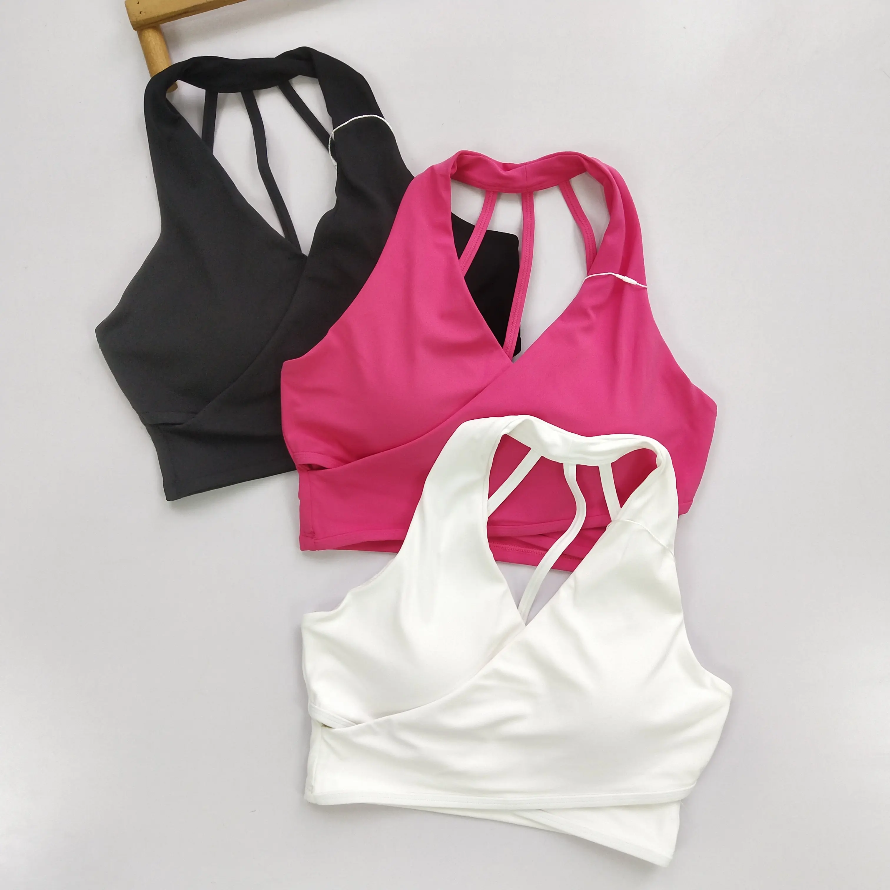 여성 슬림핏 크로스백 스포츠 브라 딥 V 홀터넥 충격방 - Crossfit Vest 리뷰 및 가격